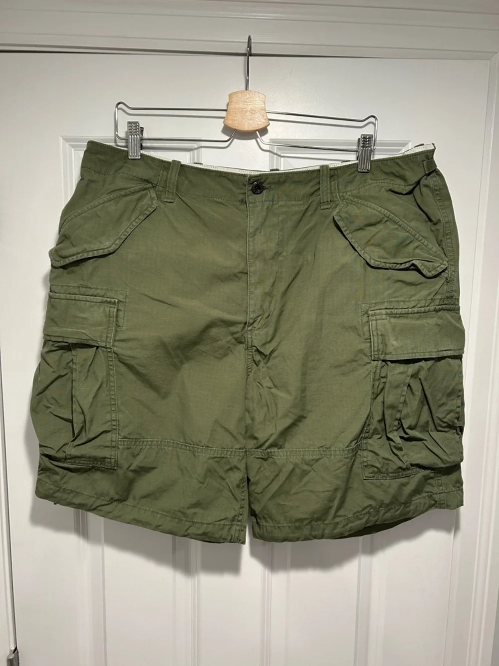 Ralph Lauren Men's Olive Cargo Shorts - Green Utility Style - Picture 1 of 3